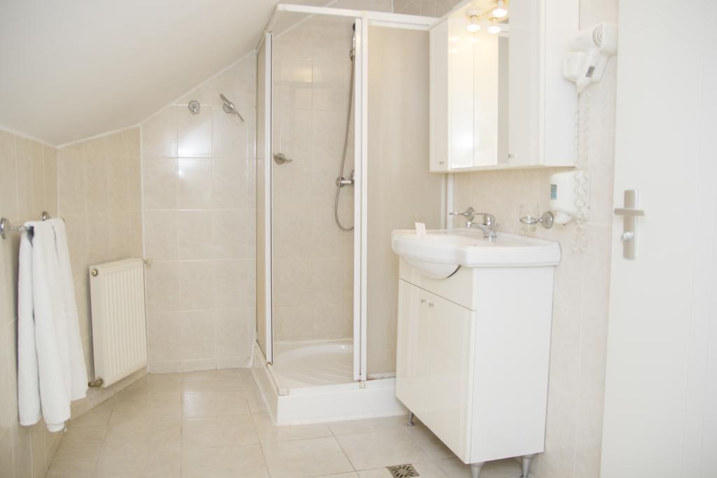 Villa Grande Iasi Chambre photo